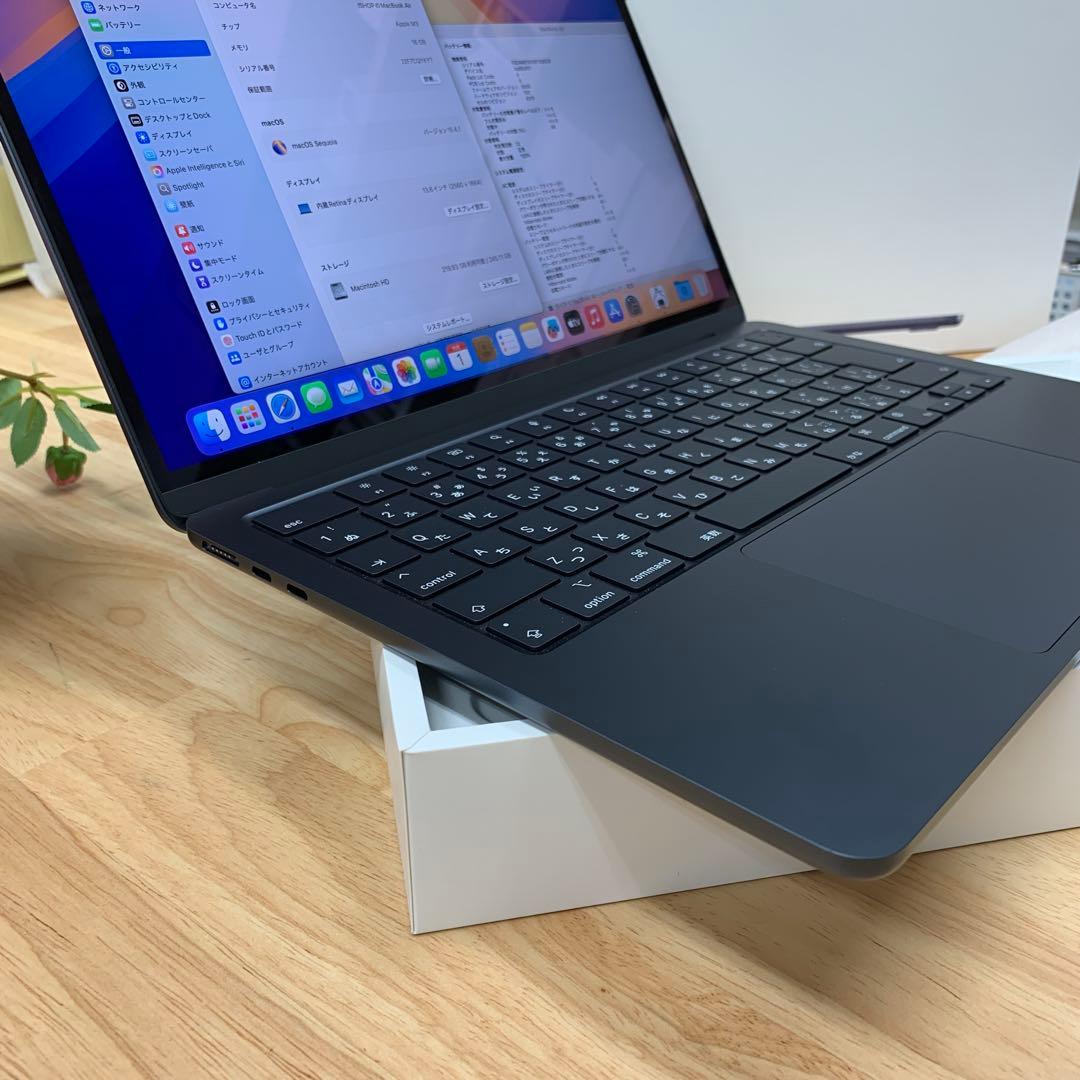 新品同様 MacBook Air 13インチ M3 チップ16GB ミッドナイト