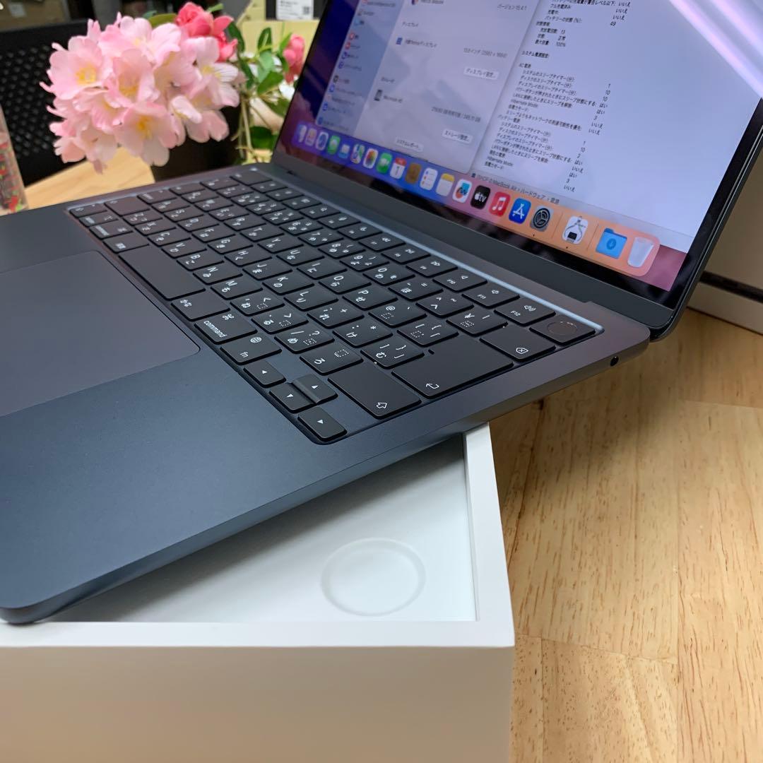 新品同様 MacBook Air 13インチ M3 チップ16GB ミッドナイト