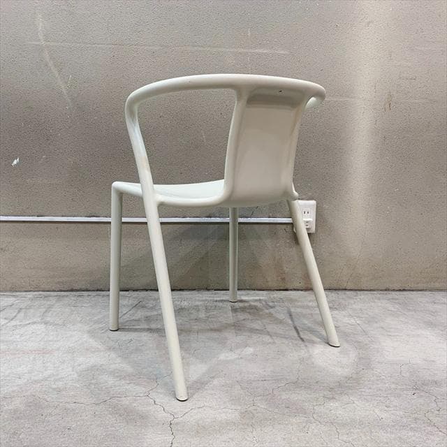 マジス（MAGIS）エアアームチェア④