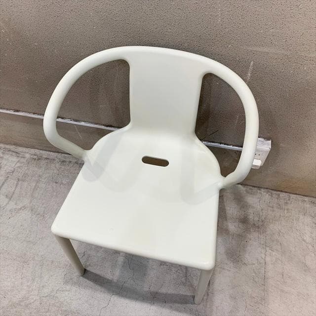 マジス（MAGIS）エアアームチェア④