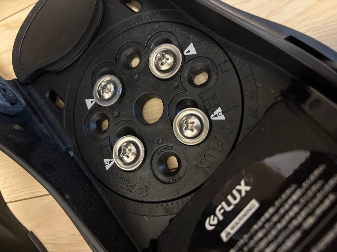 スノーボード　ビンディング　FLUX