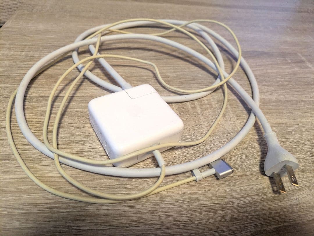 【動作良好】MacBook Air 11インチ Early 2015 128GB