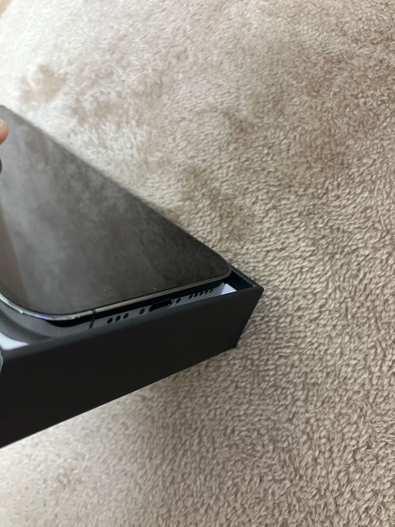 美品　iPhone12pro 128GB グラファイト　SIMフリー