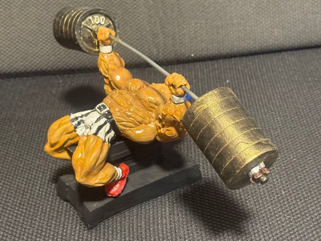 ボディビルフィギュア