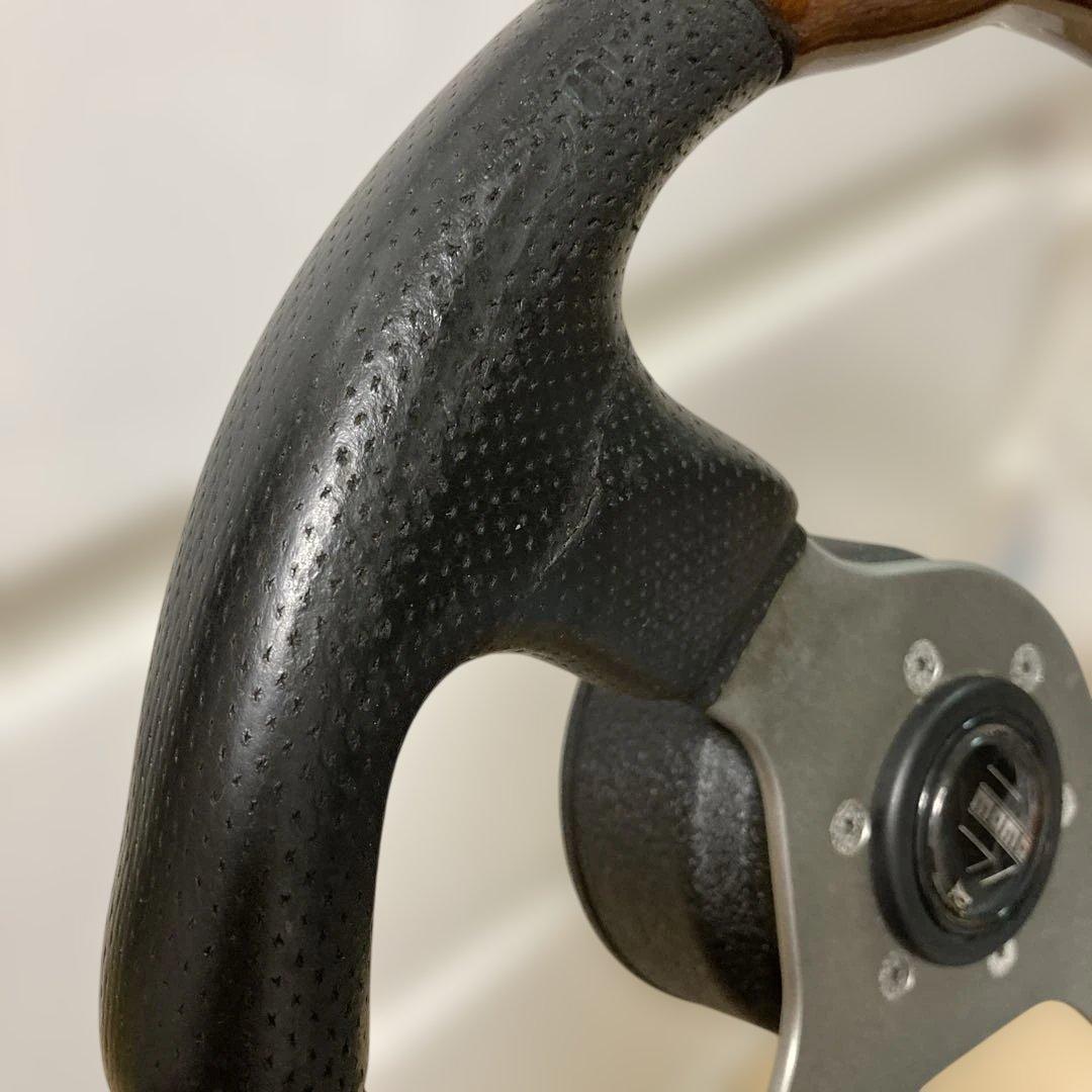 momo ステアリング・ハンドル本体