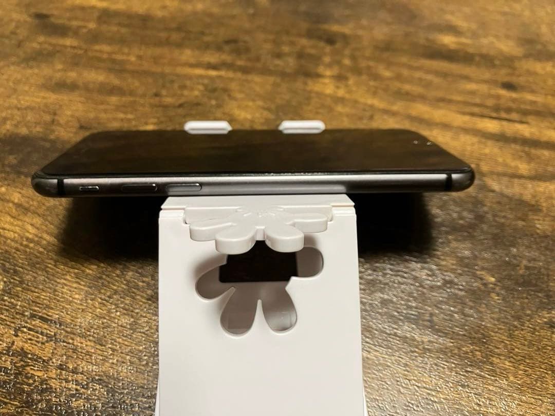 Apple iPhone 8本体　Spaces Gray 256GB