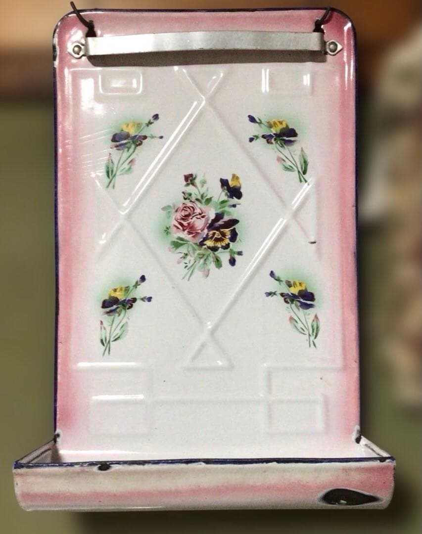 アンティークホーローレードルラック　JAPY ピンク