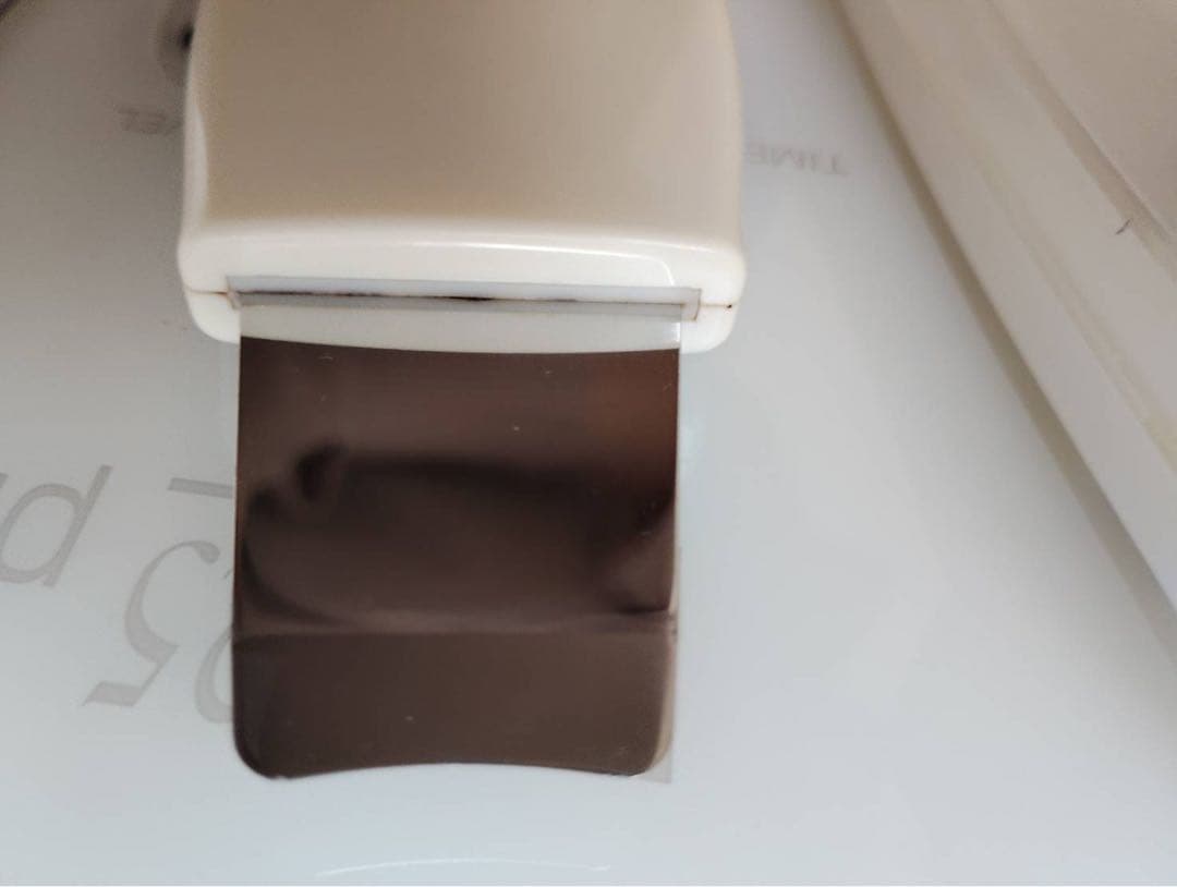 EIP25 pro 美顔器＋リフトアップ美容液