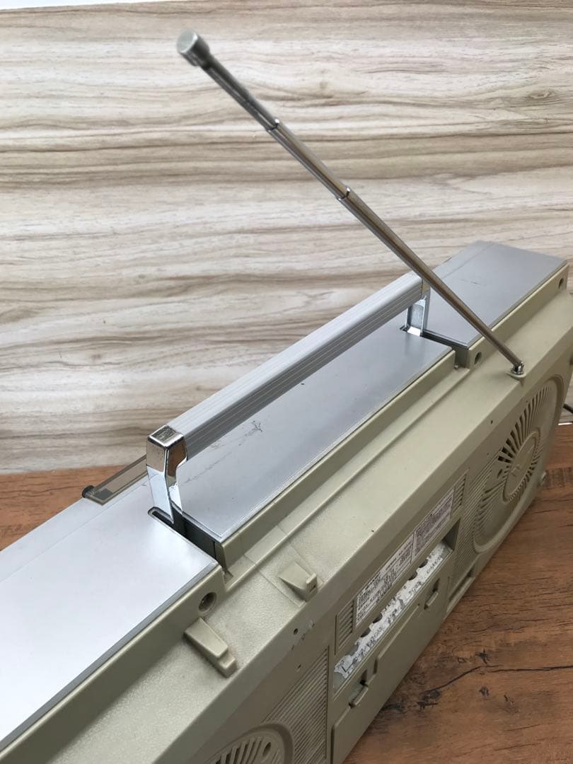 ラジオ・コンポ SHARP THE SEARCHER WF GF-757(F64)