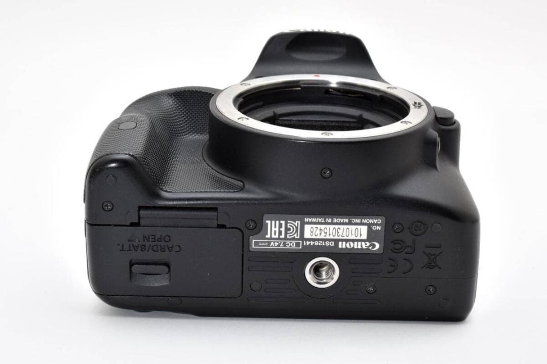 キヤノン CANON EOS Kiss X7 + 18-55mmレンズキット