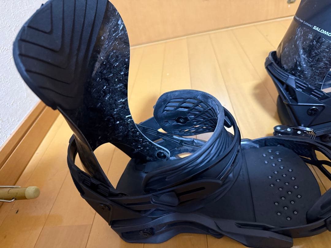 24-25 サロモン　ビンディング　クォンタム　Mサイズ