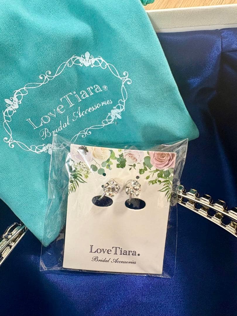 LoveTiara 2連クリスタルカチューシャ&イヤリングセット