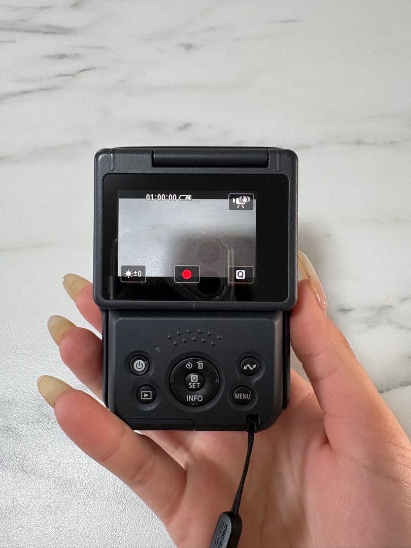 Canon コンパクトデジタルカメラ