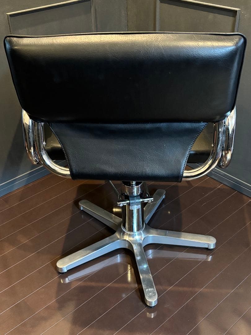 【最安値】タカラベルモントスタイリングチェア