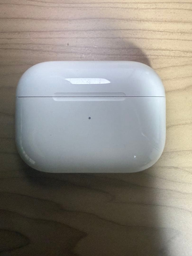 Apple AirPods Pro 第2世代　Lightning 保護ケース付き