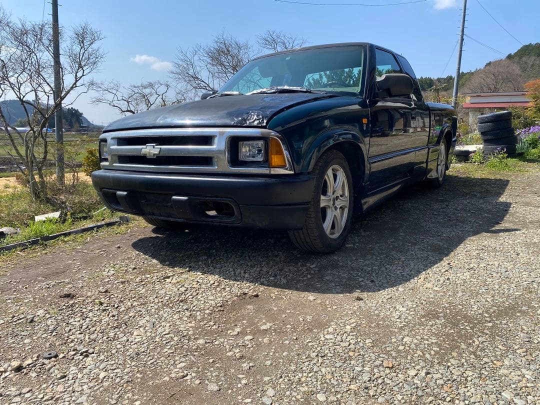Chevrolet S-10 ピックアップトラック　シボレー　部品取り　不動
