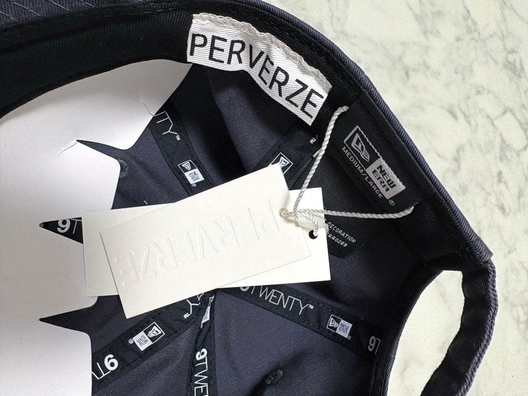 帽子 NEW ERA PERVERZE Scrap Initial Cap Gray