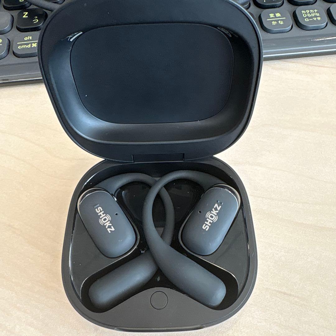 SHOKZ ワイヤレスイヤホンケース ブラック