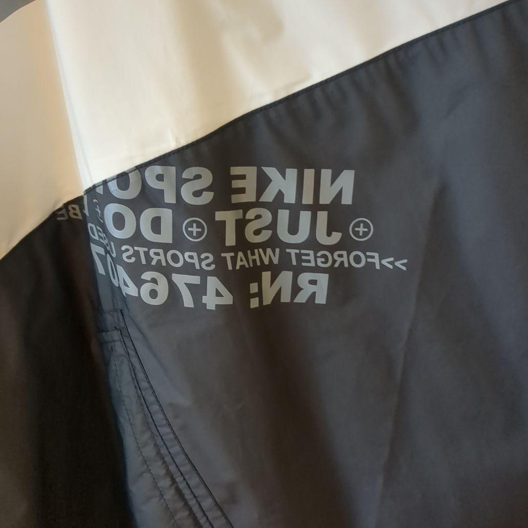 NIKE フード付きポンチョ