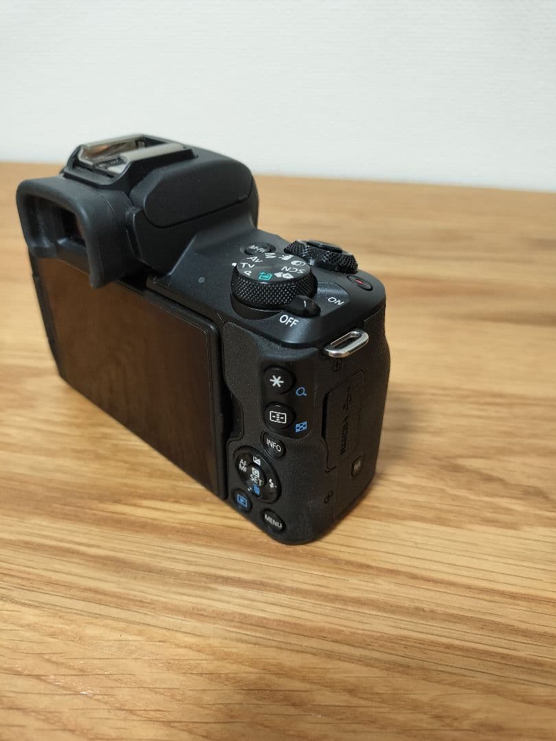 Canon EOS kiss M2 ミラーレスカメラ ダブルズームキット