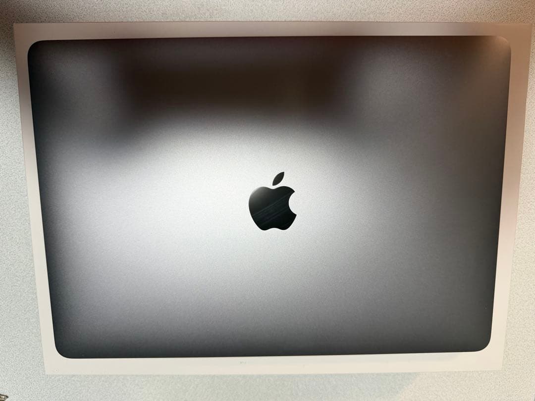 Apple M1 MacBook Pro バッテリー100%