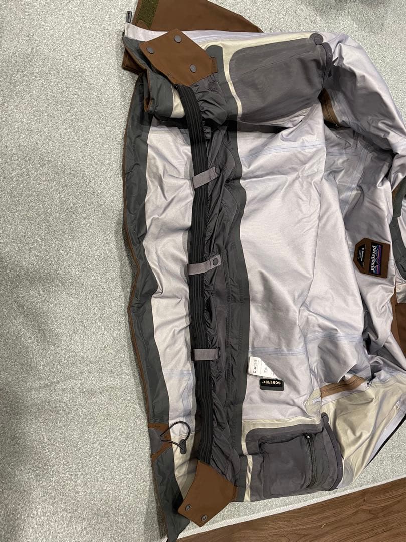 patagonia メンズ スノージャケット S ブラウン