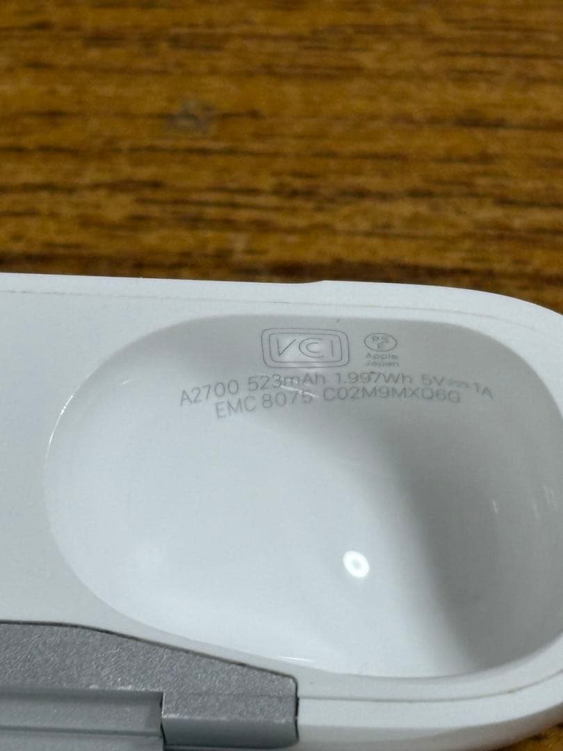 AirPods Pro 第2世代 Lightning A2698