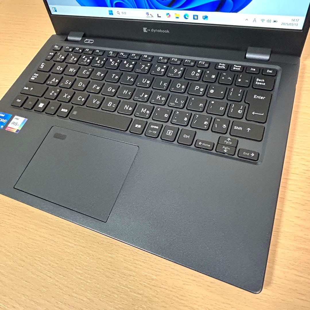 美品 東芝 dynabook G83/KW 512GB 16GB 第12世代