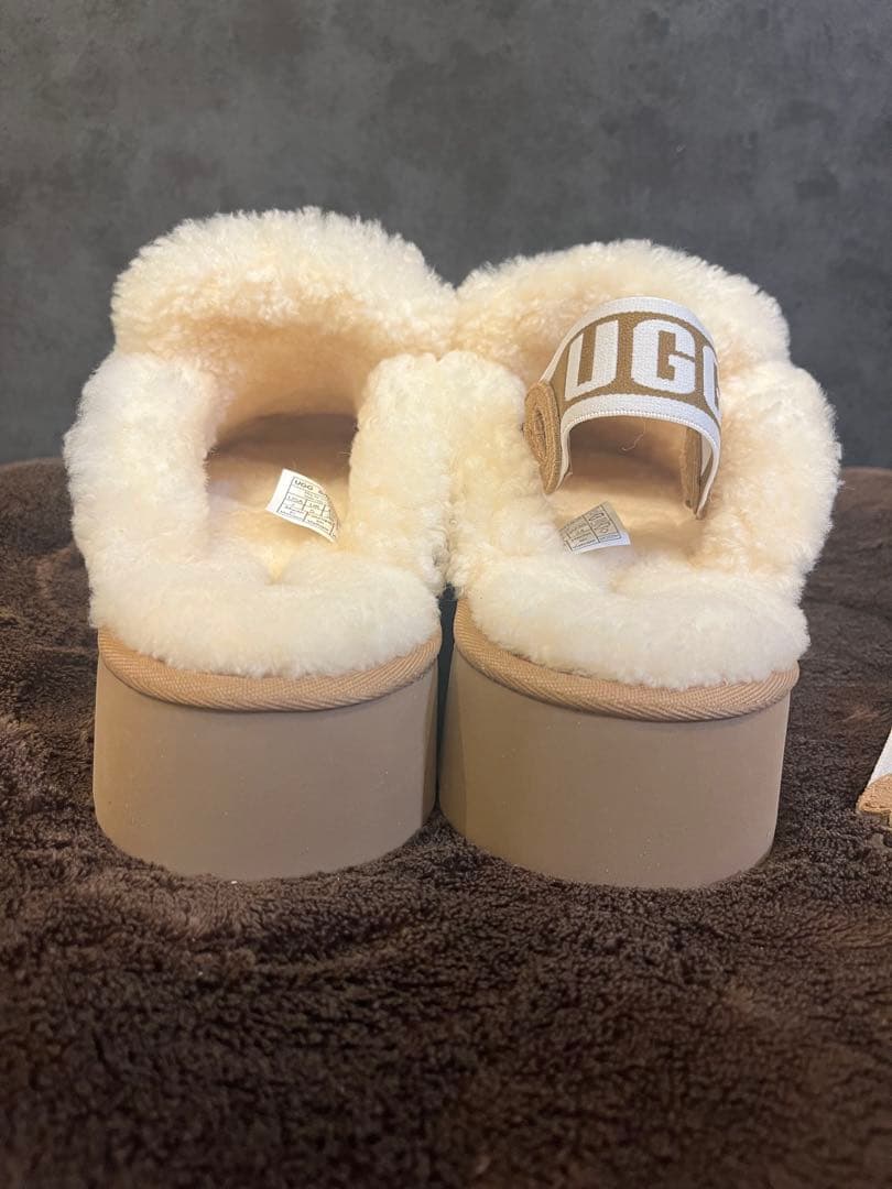UGG アグ ブラウン 厚底サボサンダル 24CM