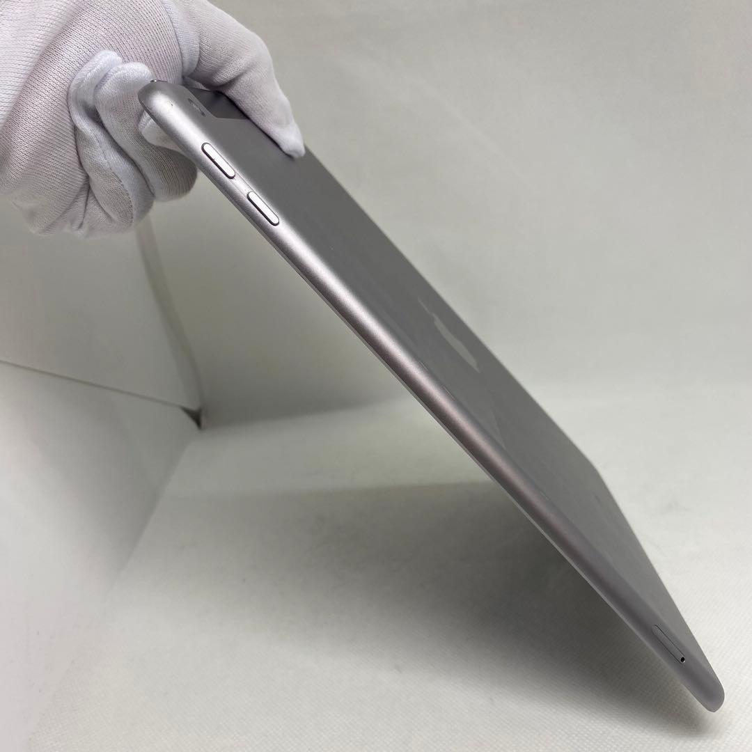 Apple アップル iPad アイパッド 第5世代 32GB 本体 シルバー