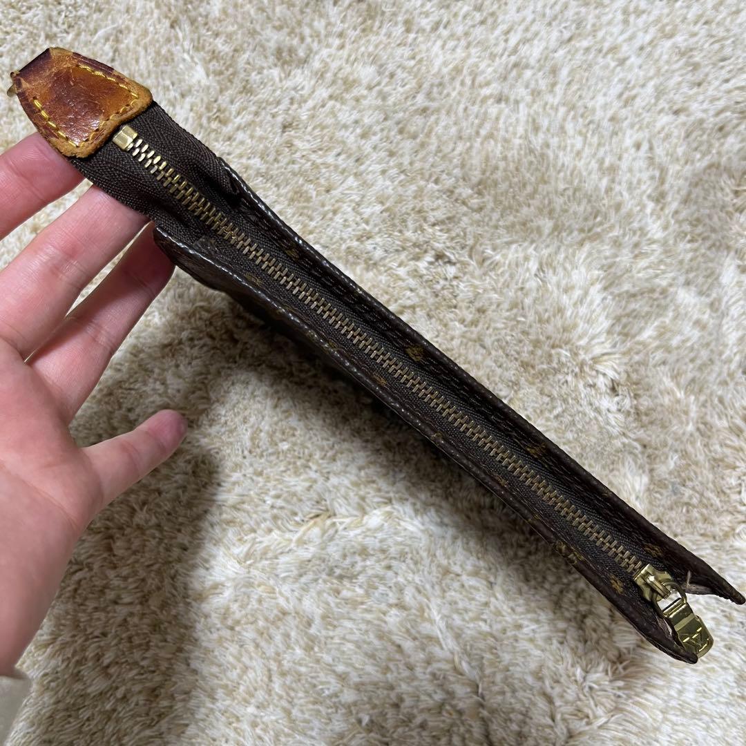 Louis Vuitton ルイ・ヴィトン モノグラム バケット ポーチ