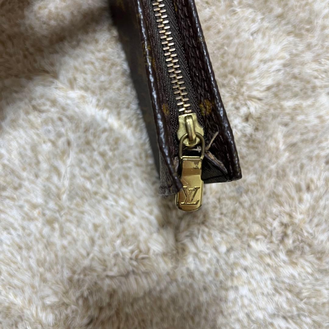 Louis Vuitton ルイ・ヴィトン モノグラム バケット ポーチ