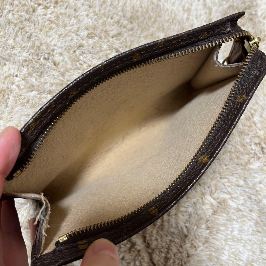 Louis Vuitton ルイ・ヴィトン モノグラム バケット ポーチ