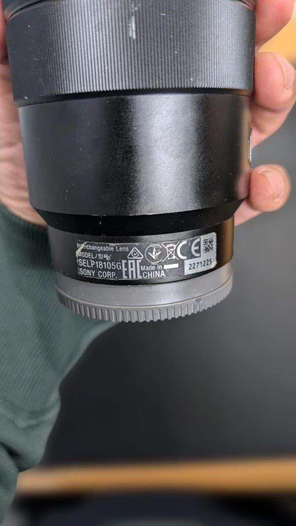 ひ*り様 SONY α6300 デジタル一眼レフカメラ レンズ18-105mm