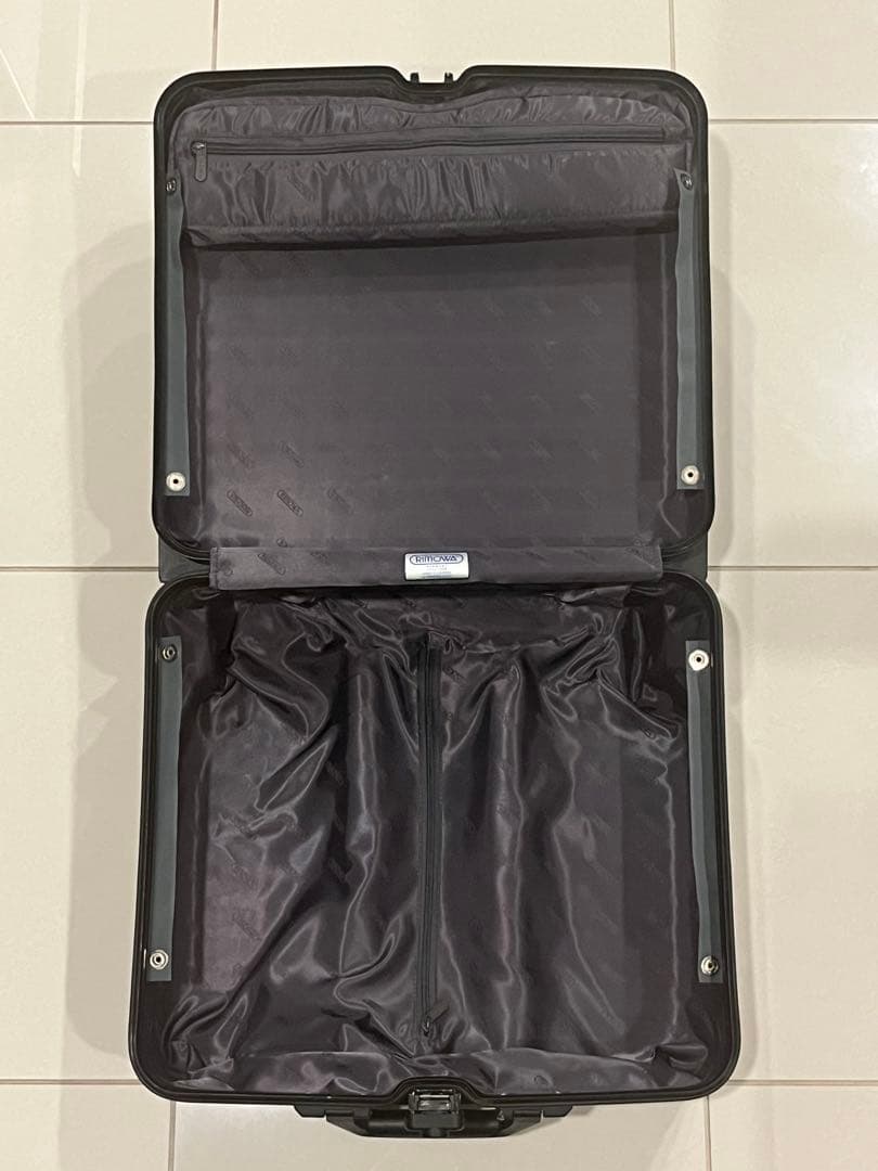 RIMOWA トパーズ 2輪 マットブラック 機内持込可能
