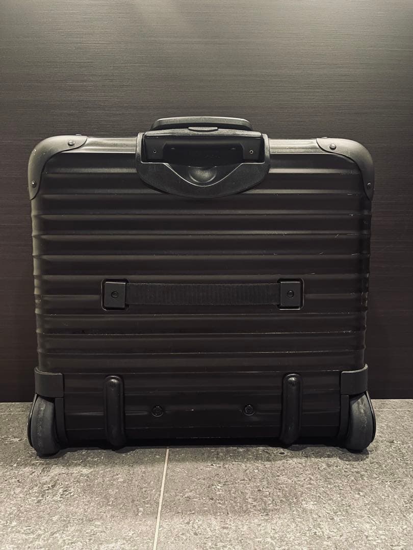 RIMOWA トパーズ 2輪 マットブラック 機内持込可能