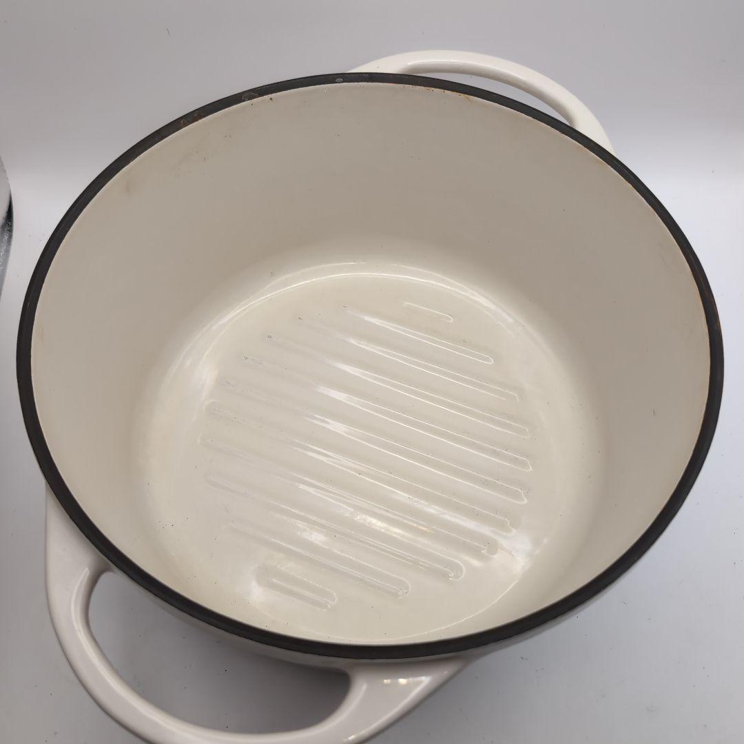 VERMICULAR オーブンポットラウンド 22㎝ 両手鍋