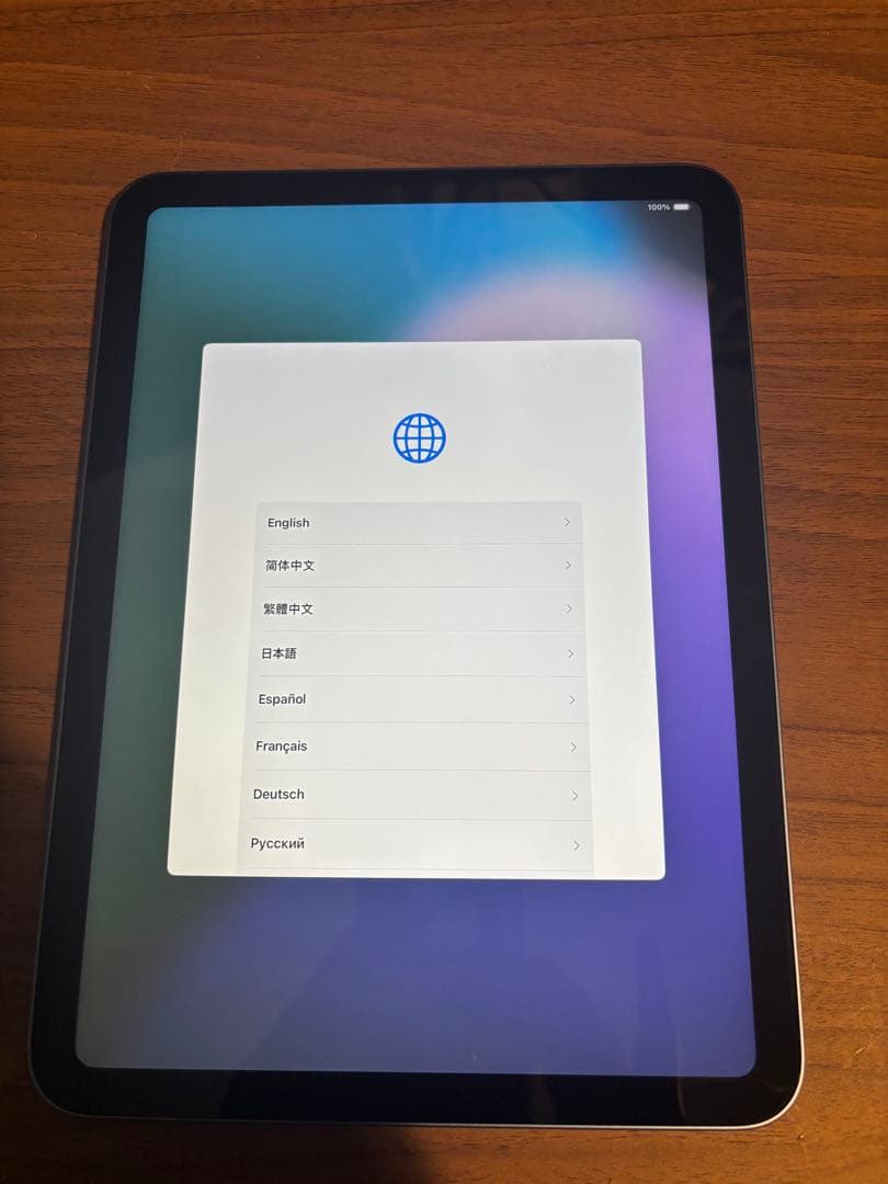 美品iPad 10世代　wifi 64 GB smart folio付き