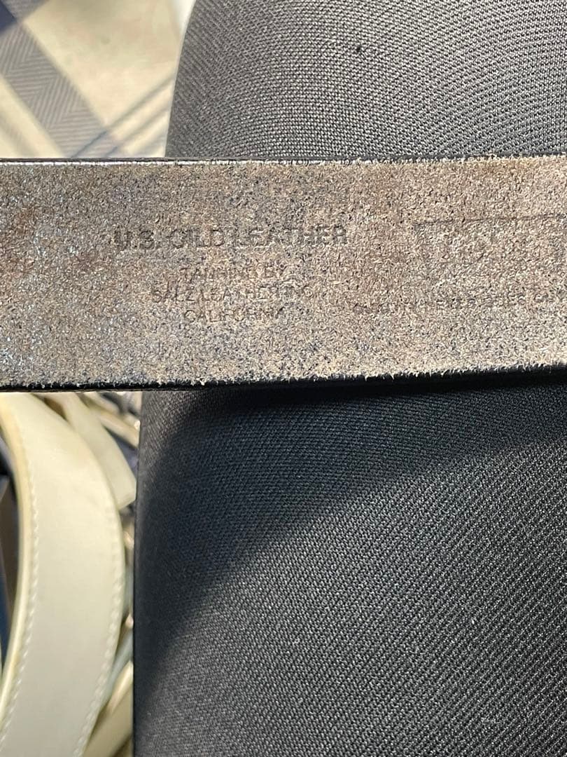 希少　Levi’s オールドレザー　レザーベルト 本革 ヴィンテージ　ブラック