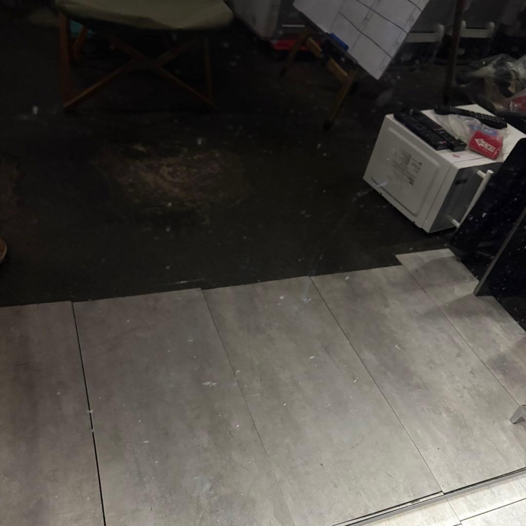 一都三県限定　配送無料　4K液晶テレビ　FUNAI フナイ　65インチ