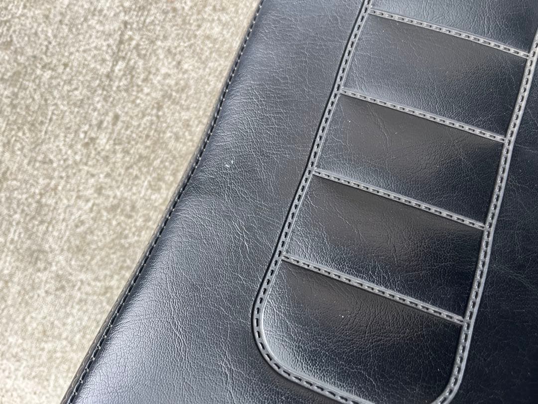 ハーレーダビッドソン　スポーツスター　シート　07〜09対応