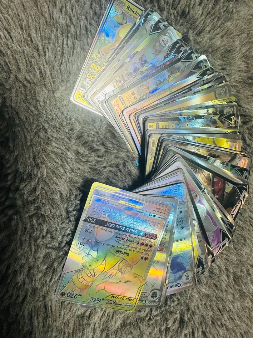 ポケモンカード英語版GX/V100枚＋収納ボックス