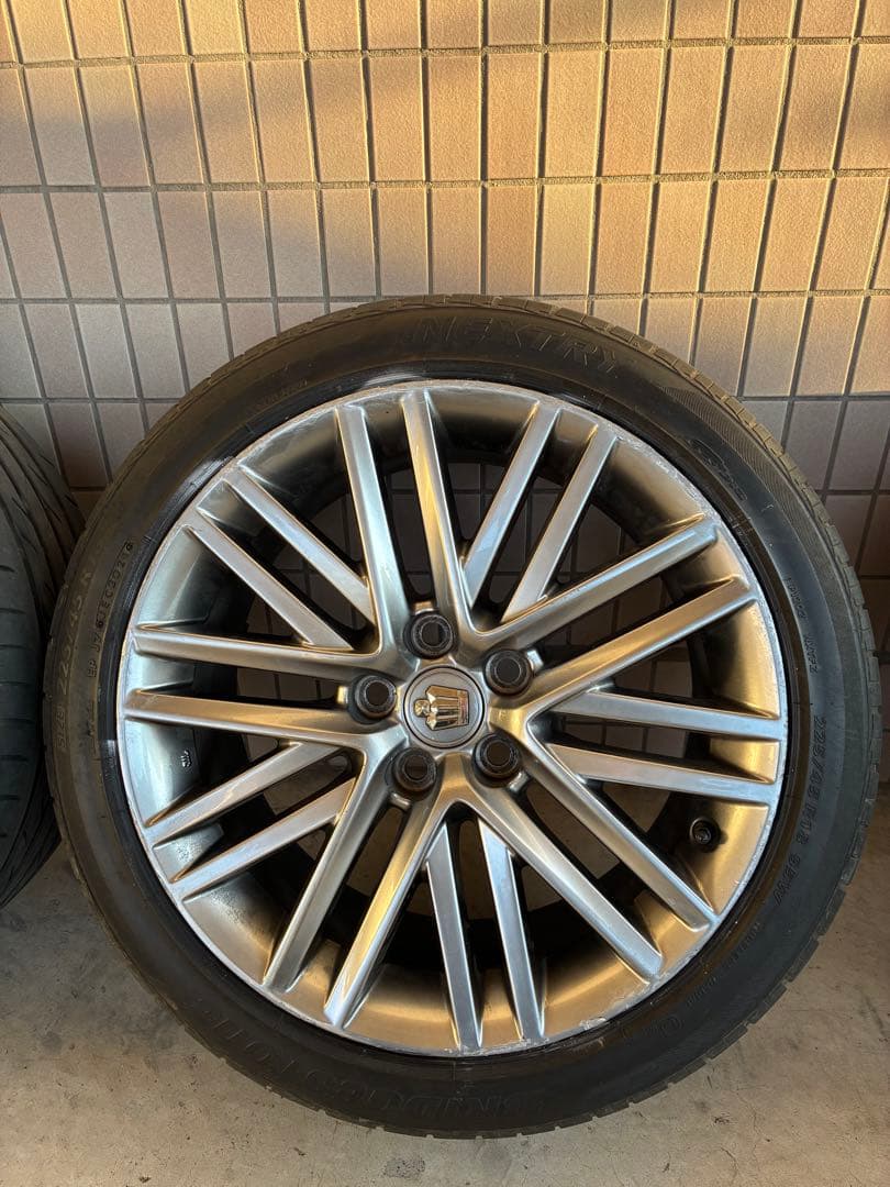 210系クラウンアルミホイール 18インチ