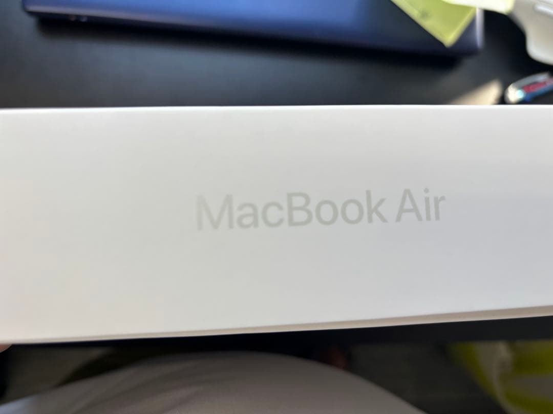 MacBook Air 13.6 Apple M2チップ搭載モデル 2022年