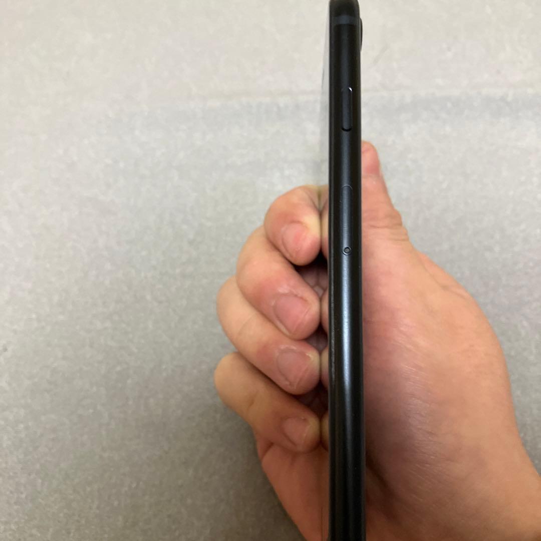 iPhone SE3 64GB バッテリー交換済