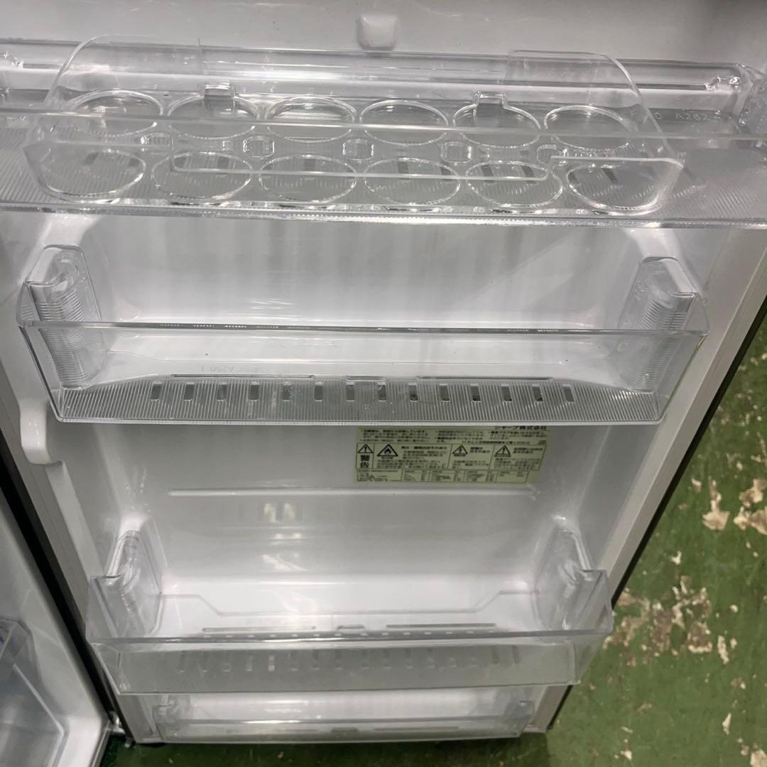 571 SHARP 冷蔵庫　225L 200L強　小型　一人暮らし　同棲　右開き