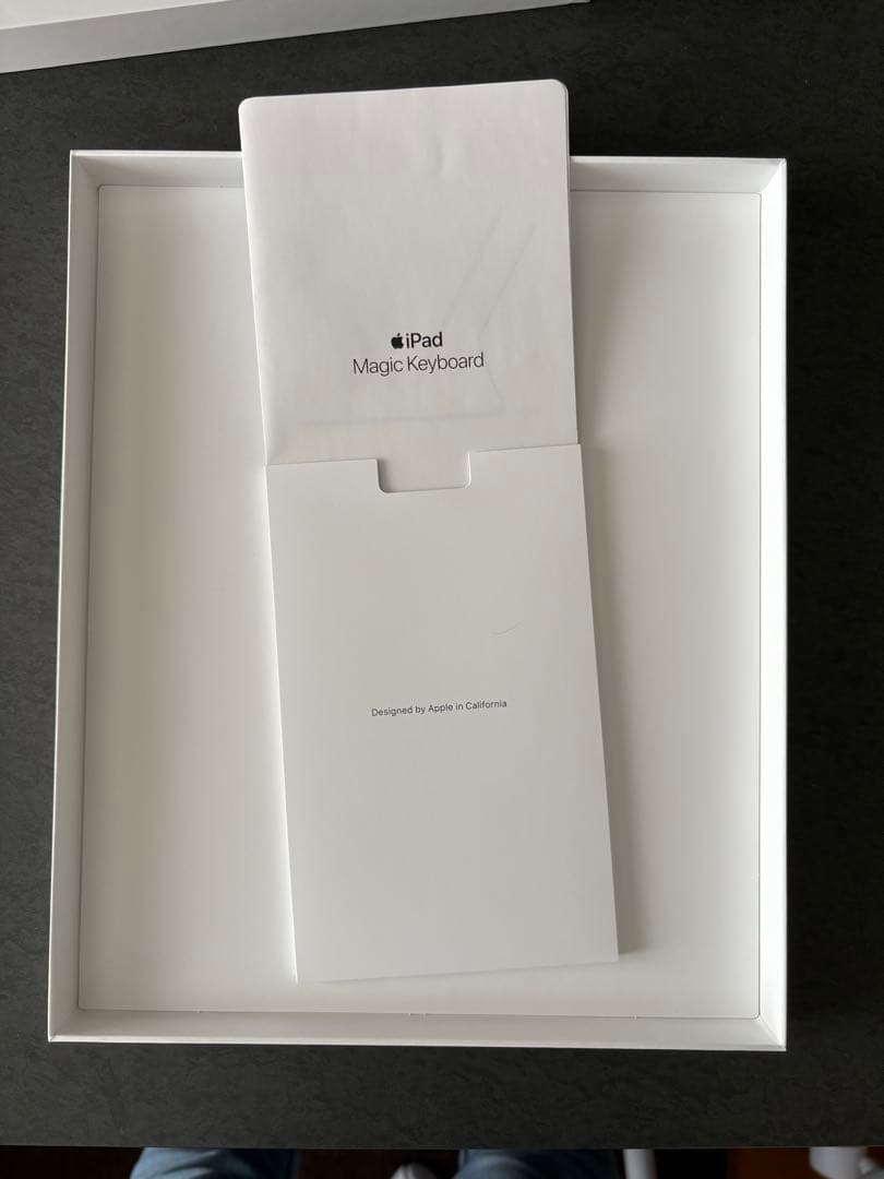 iPad Air（M3）13インチ 256GB magic keyboard付属