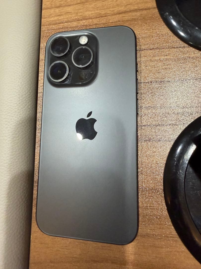 11／23 0時まで一万値下げ。Apple iPhone 15Pro 本体