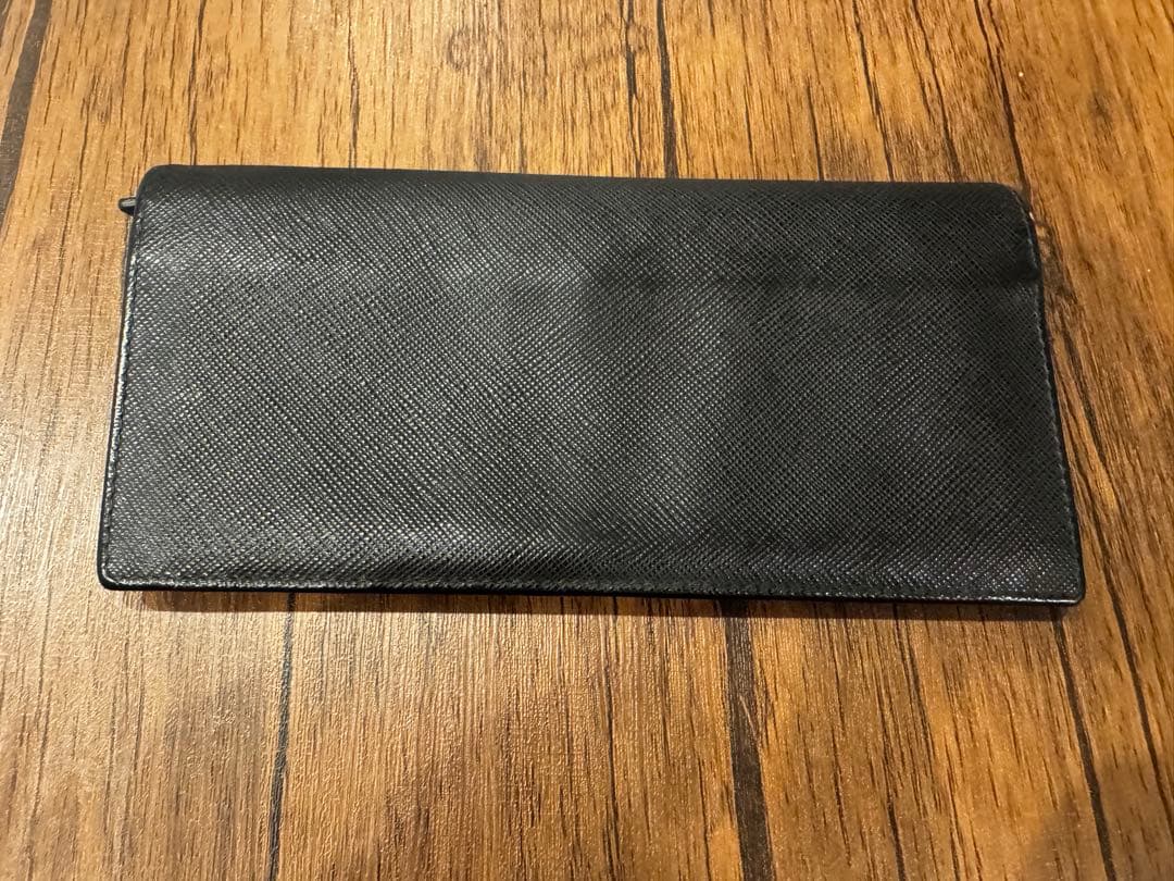 美品 PRADA 2MV836 サフィアーノレザー 長財布