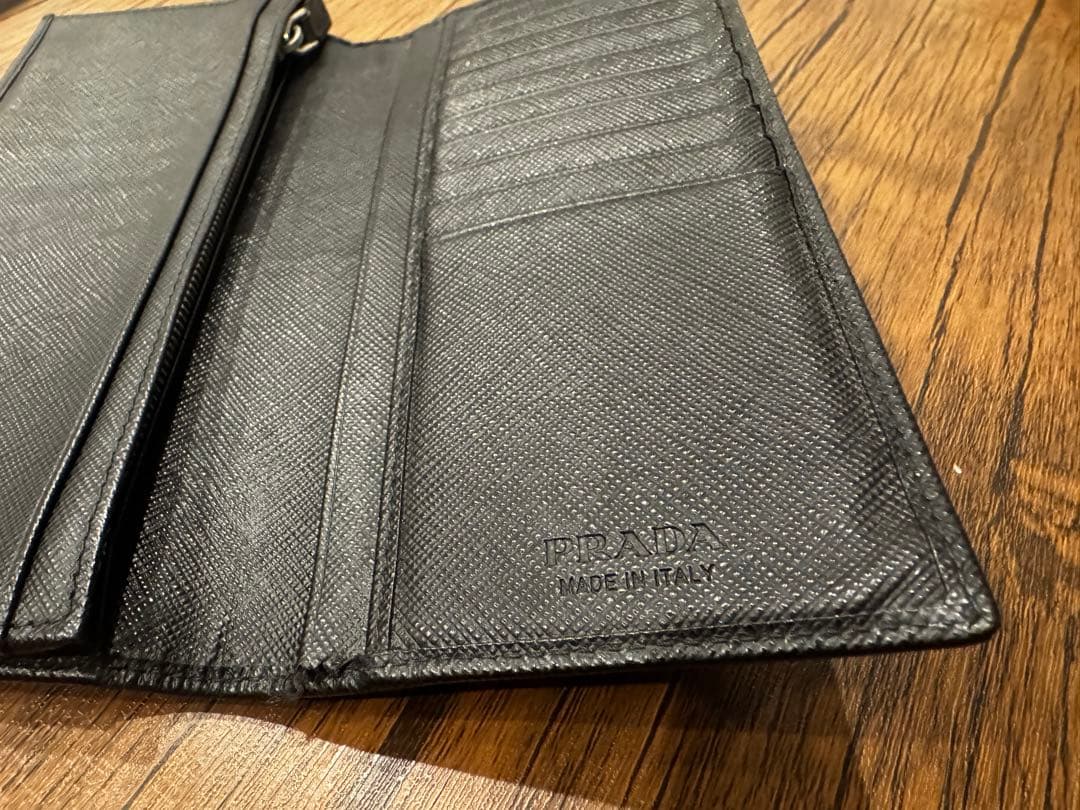 美品 PRADA 2MV836 サフィアーノレザー 長財布